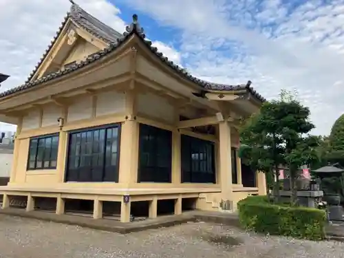 持明院の本殿・本堂