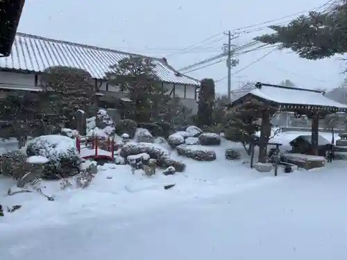 大鏑神社の庭園