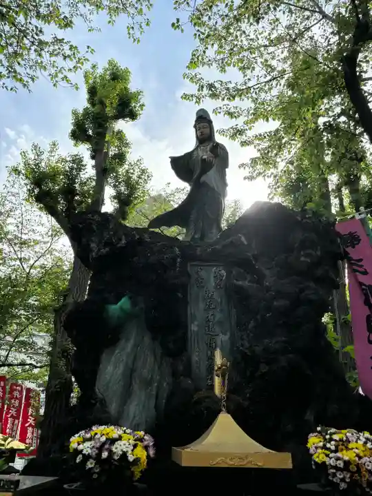 吉原弁財天本宮(吉原神社奥宮)(東京都)