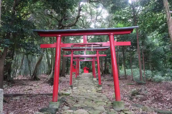 稲荷神社の鳥居