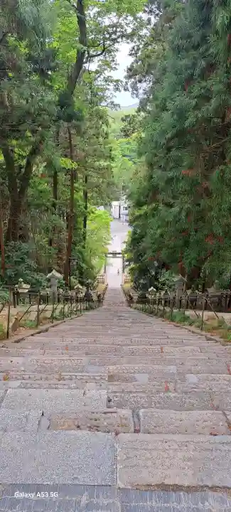 志波彦神社・鹽竈神社の{uncategorized: "未分類", other: "その他", undefined: "問題あり", building: "その他建物", grave: "お墓", sacred_gate: "鳥居", guardian: "狛犬", statue: "像", buddha: "仏像", history: "歴史", nature: "自然", garden: "庭園", animal: "動物", pagoda: "塔", temizu: "手水舎", mountain_gate: "山門・神門", sanctuary: "本殿・本堂", subordinate: "末社・摂社", art: "芸術", scenery: "景色", jizo: "地蔵", ema: "絵馬", goshuin: "御朱印", omikuji: "おみくじ", items: "授与品その他", amulet: "お守り", goshuincho: "御朱印帳", eats: "食事", festival: "お祭り", votive_dance: "神楽", shichigosan: "七五三参", wedding: "結婚式", experience: "体験その他", initially: "初詣", around: "周辺", anti_infection: "感染症対策"}