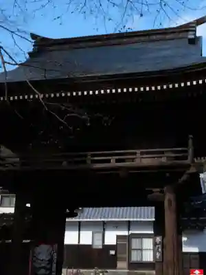 普門寺(切り絵御朱印発祥の寺)の山門・神門