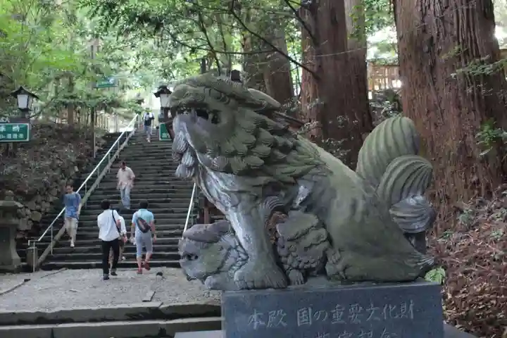 高千穂神社の狛犬