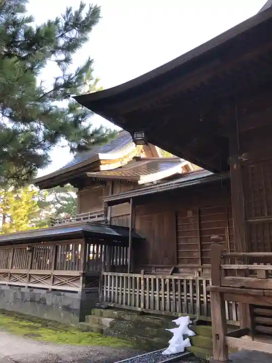 賣布神社の本殿・本堂