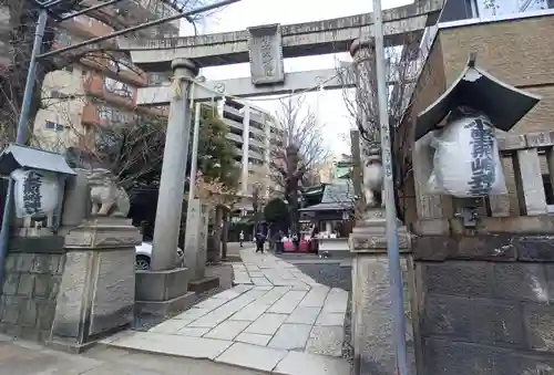 小野照崎神社の鳥居