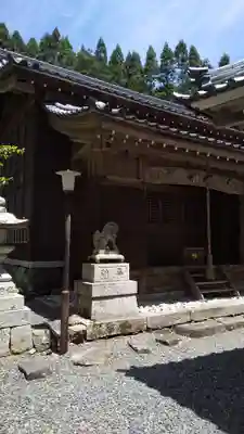 須賀神社の本殿・本堂