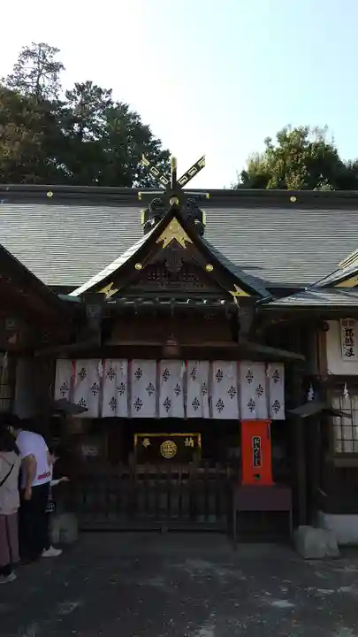 白蛇辨財天の本殿・本堂