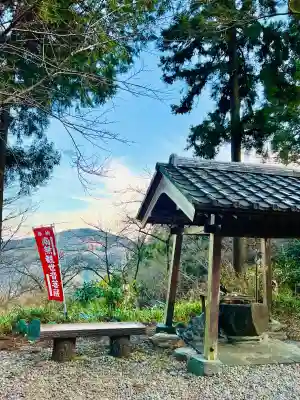 慈光寺の{uncategorized: "未分類", other: "その他", undefined: "問題あり", building: "その他建物", grave: "お墓", sacred_gate: "鳥居", guardian: "狛犬", statue: "像", buddha: "仏像", history: "歴史", nature: "自然", garden: "庭園", animal: "動物", pagoda: "塔", temizu: "手水舎", mountain_gate: "山門・神門", sanctuary: "本殿・本堂", subordinate: "末社・摂社", art: "芸術", scenery: "景色", jizo: "地蔵", ema: "絵馬", goshuin: "御朱印", omikuji: "おみくじ", items: "授与品その他", amulet: "お守り", goshuincho: "御朱印帳", eats: "食事", festival: "お祭り", votive_dance: "神楽", shichigosan: "七五三参", wedding: "結婚式", experience: "体験その他", initially: "初詣", around: "周辺", anti_infection: "感染症対策"}