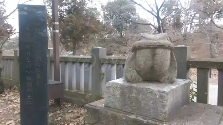 上田招魂社の狛犬