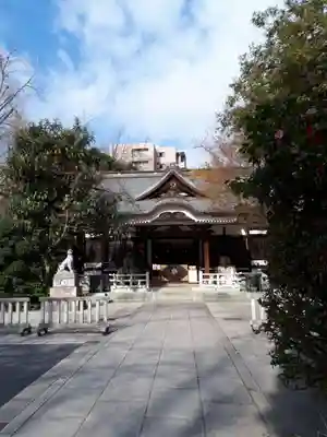 鳥越神社の本殿・本堂