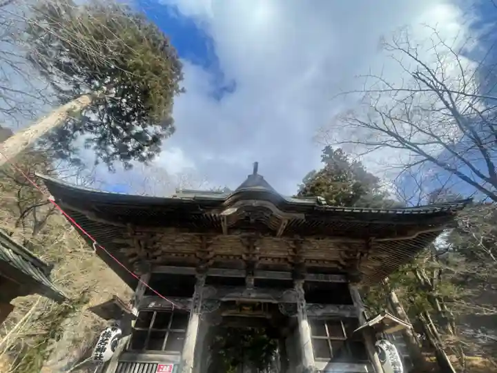 榛名神社の山門・神門