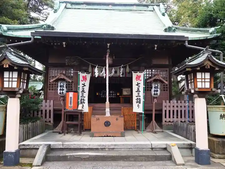 高円寺天祖神社の本殿・本堂