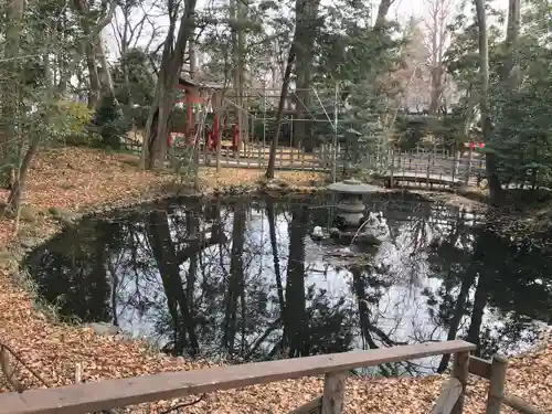 調神社の庭園