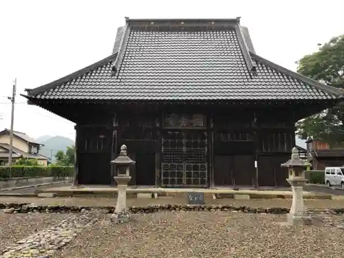 国分寺の本殿