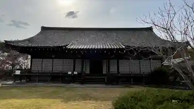 勧修寺の本殿・本堂