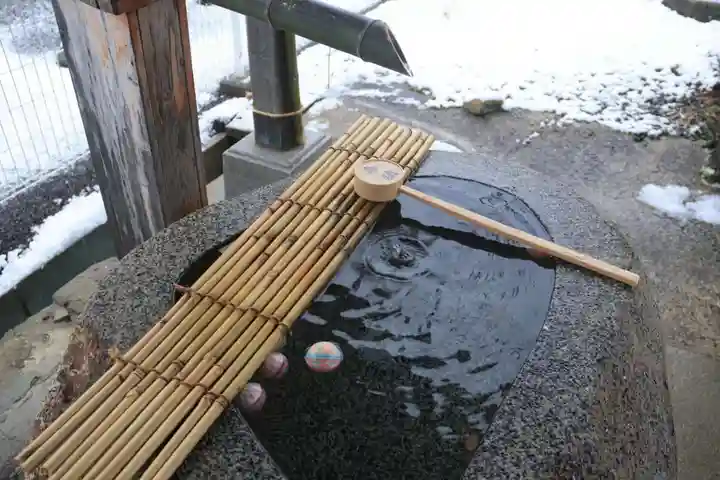 阿邪訶根神社の手水舎
