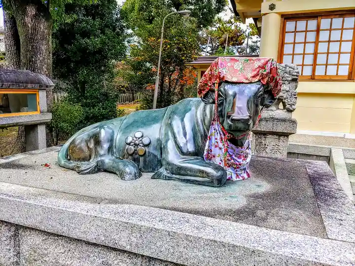 新家天満宮の狛犬