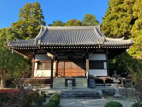 龍泉寺の本殿・本堂