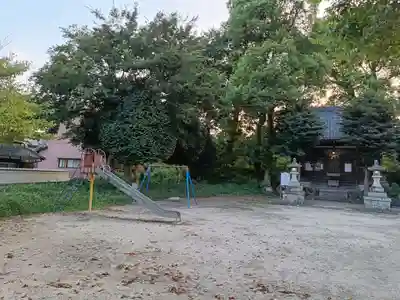 尾津神社の景色