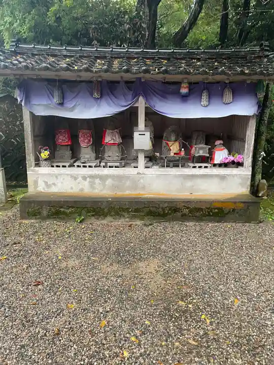 倶利迦羅不動寺山頂本堂(石川県)