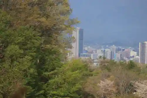 高屋敷稲荷神社の景色