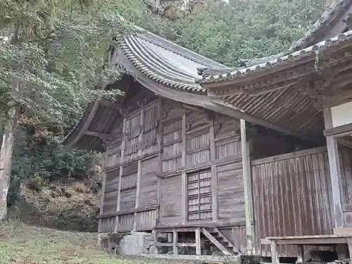 岩尾神社の本殿・本堂