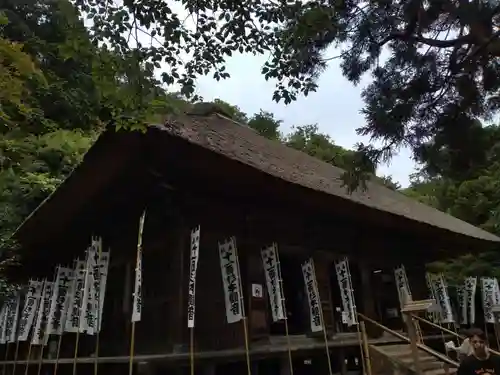 杉本寺の本殿・本堂