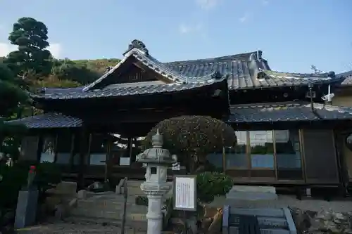 萬福寺の本殿・本堂