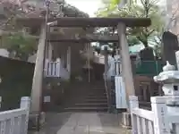 (芝生)浅間神社の鳥居