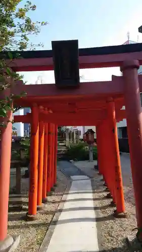 三輪神社の鳥居