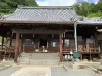 西方寺の本殿・本堂
