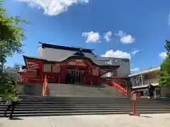 花園神社の本殿