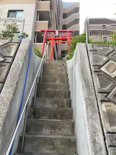 光満稲荷神社の鳥居