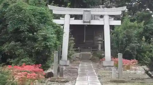 八幡神社の鳥居