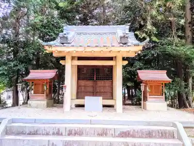 糟目春日神社の末社・摂社