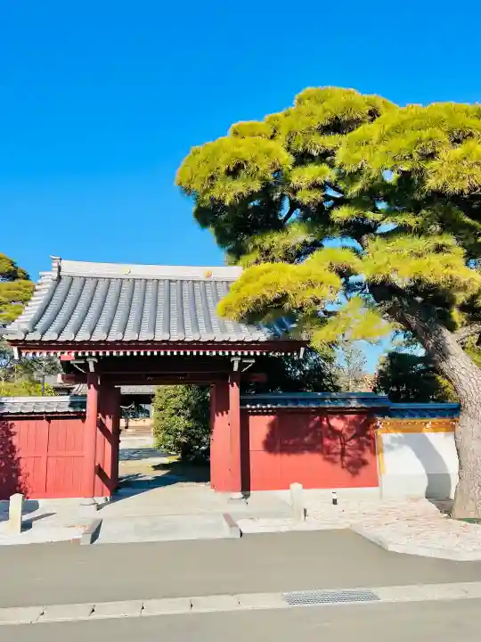 遍照寺の{uncategorized: "未分類", other: "その他", undefined: "問題あり", building: "その他建物", grave: "お墓", sacred_gate: "鳥居", guardian: "狛犬", statue: "像", buddha: "仏像", history: "歴史", nature: "自然", garden: "庭園", animal: "動物", pagoda: "塔", temizu: "手水舎", mountain_gate: "山門・神門", sanctuary: "本殿・本堂", subordinate: "末社・摂社", art: "芸術", scenery: "景色", jizo: "地蔵", ema: "絵馬", goshuin: "御朱印", omikuji: "おみくじ", items: "授与品その他", amulet: "お守り", goshuincho: "御朱印帳", eats: "食事", festival: "お祭り", votive_dance: "神楽", shichigosan: "七五三参", wedding: "結婚式", experience: "体験その他", initially: "初詣", around: "周辺", anti_infection: "感染症対策"}