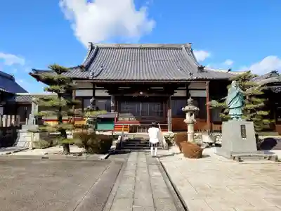 真通寺の本殿・本堂