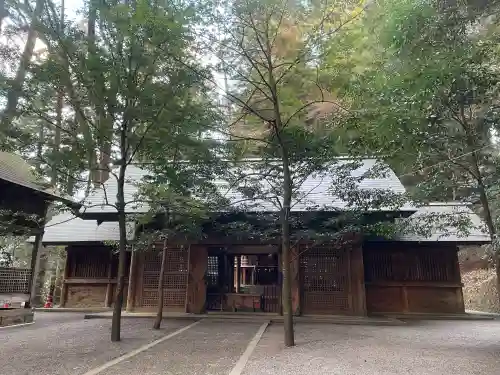 天岩戸神社　東本宮の{uncategorized: "未分類", other: "その他", undefined: "問題あり", building: "その他建物", grave: "お墓", sacred_gate: "鳥居", guardian: "狛犬", statue: "像", buddha: "仏像", history: "歴史", nature: "自然", garden: "庭園", animal: "動物", pagoda: "塔", temizu: "手水舎", mountain_gate: "山門・神門", sanctuary: "本殿・本堂", subordinate: "末社・摂社", art: "芸術", scenery: "景色", jizo: "地蔵", ema: "絵馬", goshuin: "御朱印", omikuji: "おみくじ", items: "授与品その他", amulet: "お守り", goshuincho: "御朱印帳", eats: "食事", festival: "お祭り", votive_dance: "神楽", shichigosan: "七五三参", wedding: "結婚式", experience: "体験その他", initially: "初詣", around: "周辺", anti_infection: "感染症対策"}