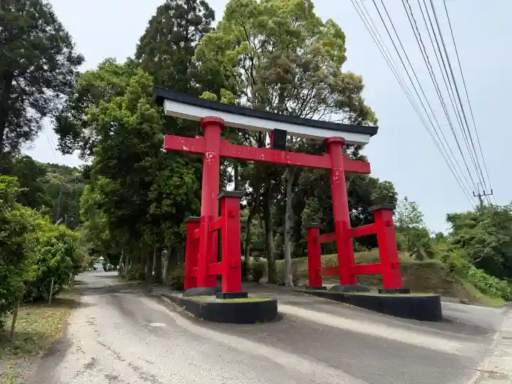 東霧島神社の{uncategorized: "未分類", other: "その他", undefined: "問題あり", building: "その他建物", grave: "お墓", sacred_gate: "鳥居", guardian: "狛犬", statue: "像", buddha: "仏像", history: "歴史", nature: "自然", garden: "庭園", animal: "動物", pagoda: "塔", temizu: "手水舎", mountain_gate: "山門・神門", sanctuary: "本殿・本堂", subordinate: "末社・摂社", art: "芸術", scenery: "景色", jizo: "地蔵", ema: "絵馬", goshuin: "御朱印", omikuji: "おみくじ", items: "授与品その他", amulet: "お守り", goshuincho: "御朱印帳", eats: "食事", festival: "お祭り", votive_dance: "神楽", shichigosan: "七五三参", wedding: "結婚式", experience: "体験その他", initially: "初詣", around: "周辺", anti_infection: "感染症対策"}