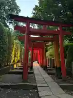 根津神社の{uncategorized: "未分類", other: "その他", undefined: "問題あり", building: "その他建物", grave: "お墓", sacred_gate: "鳥居", guardian: "狛犬", statue: "像", buddha: "仏像", history: "歴史", nature: "自然", garden: "庭園", animal: "動物", pagoda: "塔", temizu: "手水舎", mountain_gate: "山門・神門", sanctuary: "本殿・本堂", subordinate: "末社・摂社", art: "芸術", scenery: "景色", jizo: "地蔵", ema: "絵馬", goshuin: "御朱印", omikuji: "おみくじ", items: "授与品その他", amulet: "お守り", goshuincho: "御朱印帳", eats: "食事", festival: "お祭り", votive_dance: "神楽", shichigosan: "七五三参", wedding: "結婚式", experience: "体験その他", initially: "初詣", around: "周辺", anti_infection: "感染症対策"}