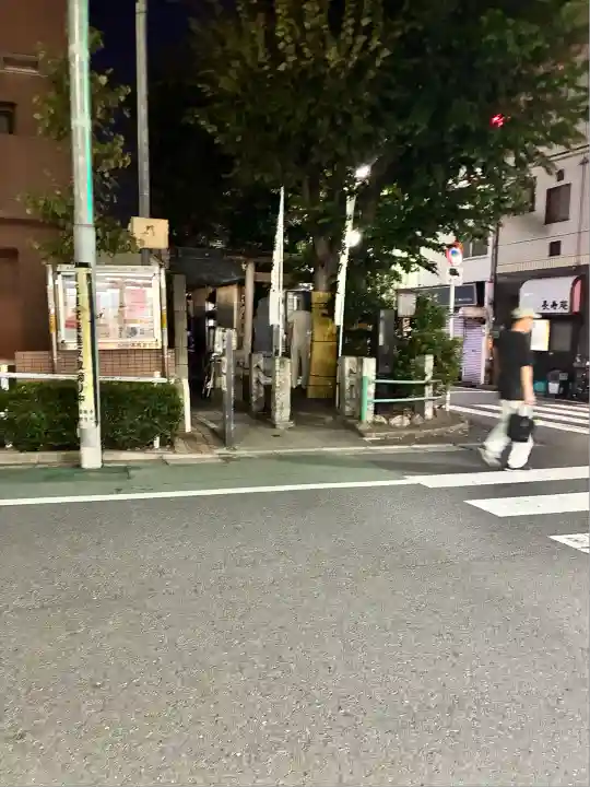 榎大六天神(東京都)