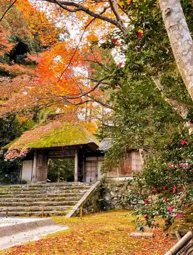 法然院の山門・神門