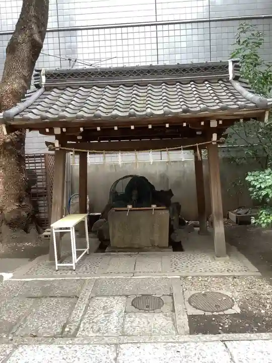 朝日神社の手水舎