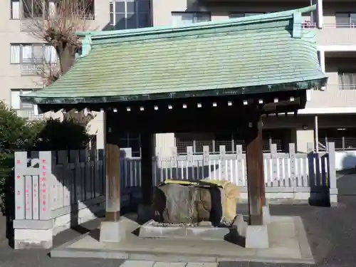 白金氷川神社の手水