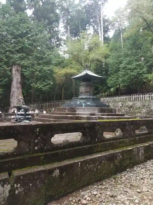 日光東照宮奥宮拝殿の塔