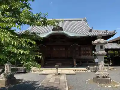 曼陀羅寺の本殿・本堂