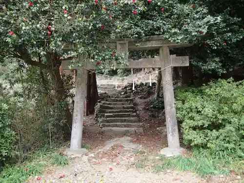 敷島神社の鳥居