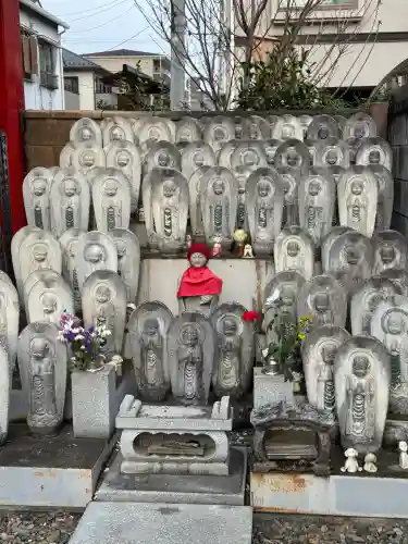 自性院の{uncategorized: "未分類", other: "その他", undefined: "問題あり", building: "その他建物", grave: "お墓", sacred_gate: "鳥居", guardian: "狛犬", statue: "像", buddha: "仏像", history: "歴史", nature: "自然", garden: "庭園", animal: "動物", pagoda: "塔", temizu: "手水舎", mountain_gate: "山門・神門", sanctuary: "本殿・本堂", subordinate: "末社・摂社", art: "芸術", scenery: "景色", jizo: "地蔵", ema: "絵馬", goshuin: "御朱印", omikuji: "おみくじ", items: "授与品その他", amulet: "お守り", goshuincho: "御朱印帳", eats: "食事", festival: "お祭り", votive_dance: "神楽", shichigosan: "七五三参", wedding: "結婚式", experience: "体験その他", initially: "初詣", around: "周辺", anti_infection: "感染症対策"}