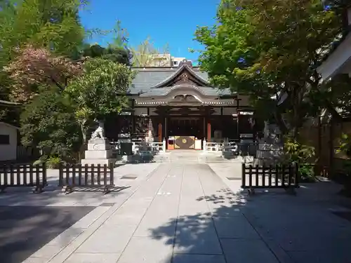 鳥越神社の本殿・本堂