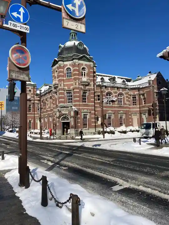 三ツ石神社の周辺